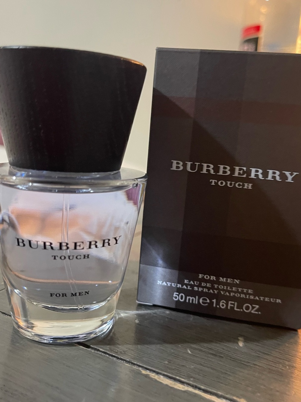 Burberry Touch Men's Black and Dark Gray Box - Picture 2 of 3